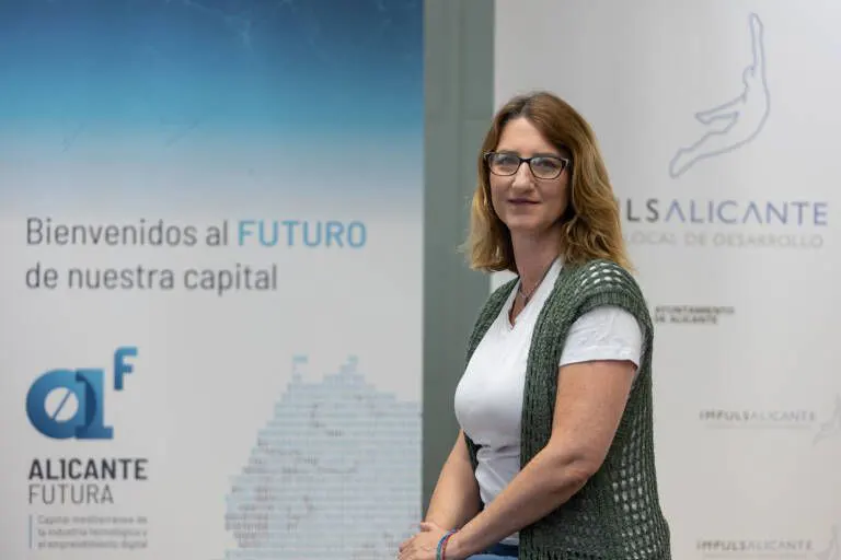 Mari Carmen de España